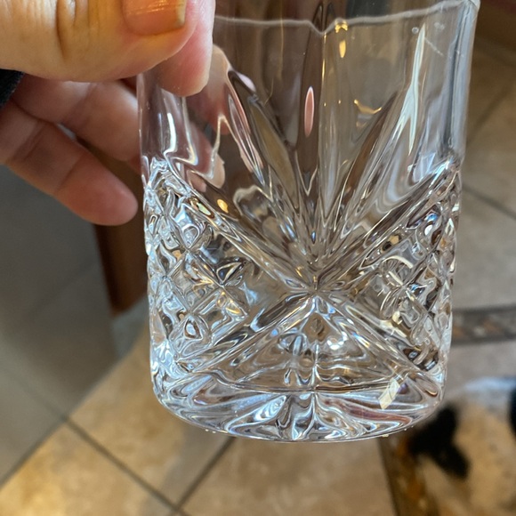 Vintage Godinger Shannon crystal whiskey glasses. 4 10 oz glasses. Like new - Picture 2 of 3